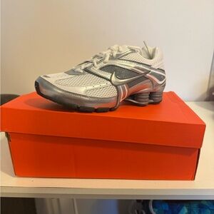 Nike Silver and White Running Sneakers with Shox Heel